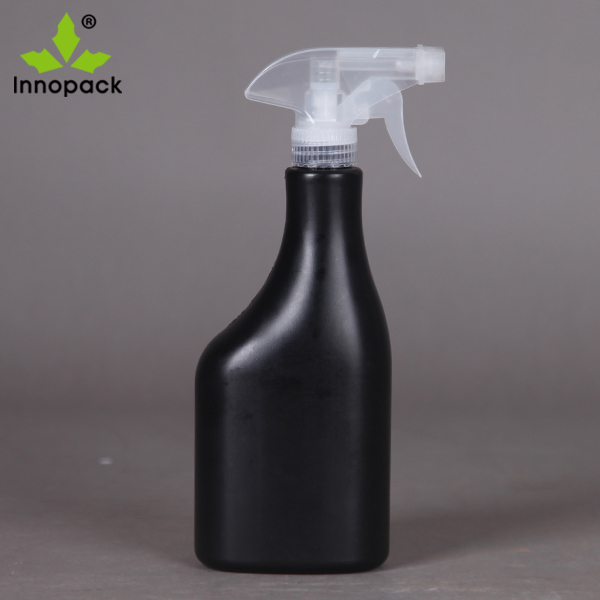 https://www.innopack.com/wp-content/uploads/2020/06/PET-500ml-Toilet-Cleaner-Bottle-With-Plastic-Trigger-Spray.jpg